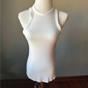 lululemon athletica White Ribbed High-Neck Tank size :6